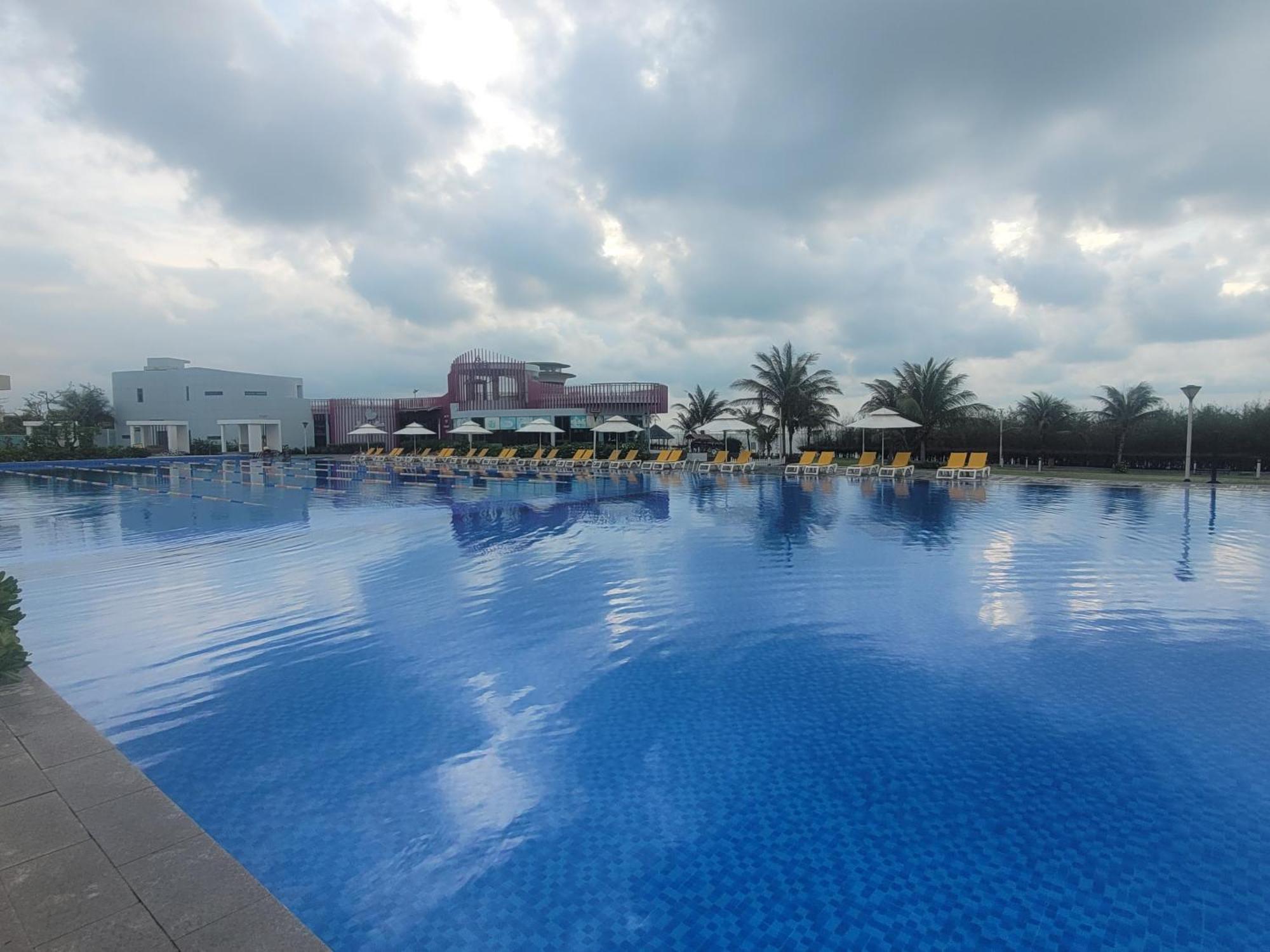 Khach San - Resort Oceanami - Long Hai Bagian luar foto
